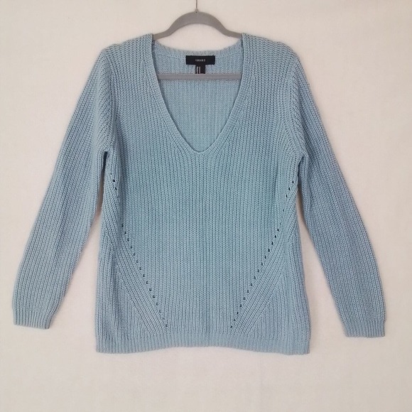 Forever 21 V-Neck Chunky Knit Sweater Size Medium in Soft Green‎ - Picture 1 of 10